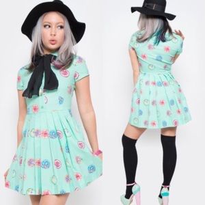 Iron Fist For Cups Cake Mint Dress Size Small NWT